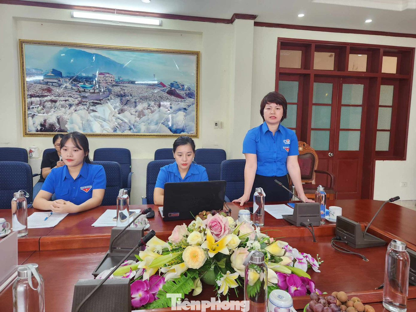 Chị Lê Thùy Dung, Phó Bí thư Tỉnh Đoàn - Chủ tịch Hội đồng Đội tỉnh Lạng Sơn mong muốn trẻ em xứ Lạng tham dự chương trình "Quốc hội trẻ em" thành công tốt đẹp. Ảnh: Duy Chiến