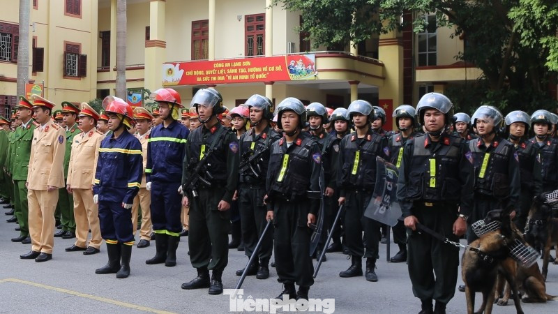Lực lượng công an Lạng Sơn triển khai đợt cao điểm trấn áp tội phạm trong dịp tết Nguyên đán 2023 -Ảnh: TL