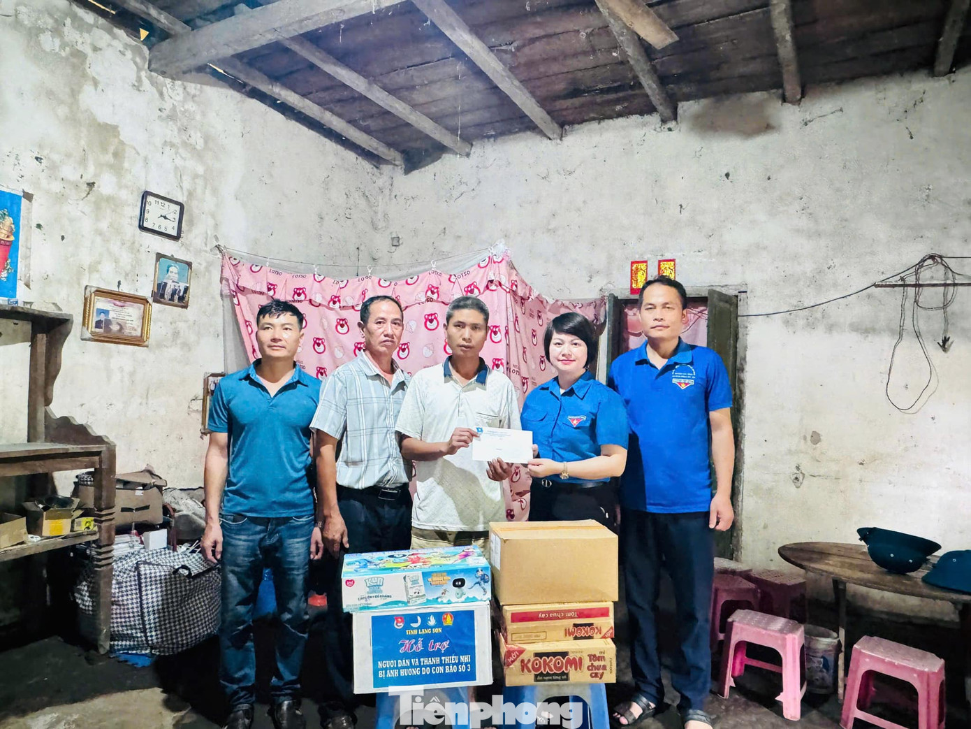 Đây là hoạt động ý nghĩa nhằm giúp đỡ các gia đình vượt lên khó khăn, ổn định cuộc sống và động viên, khích lệ các em thiếu nhi trong dịp năm học mới và đón Tết Trung thu.