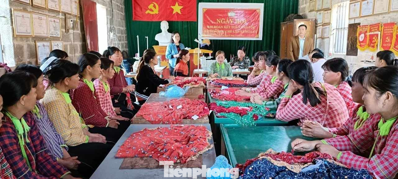 Học nghề nông thôn đang là thế mạnh của lực lượng trẻ Trung tâm GDNN-GDTX huyện Cao Lộc. Ảnh: Duy Chiến