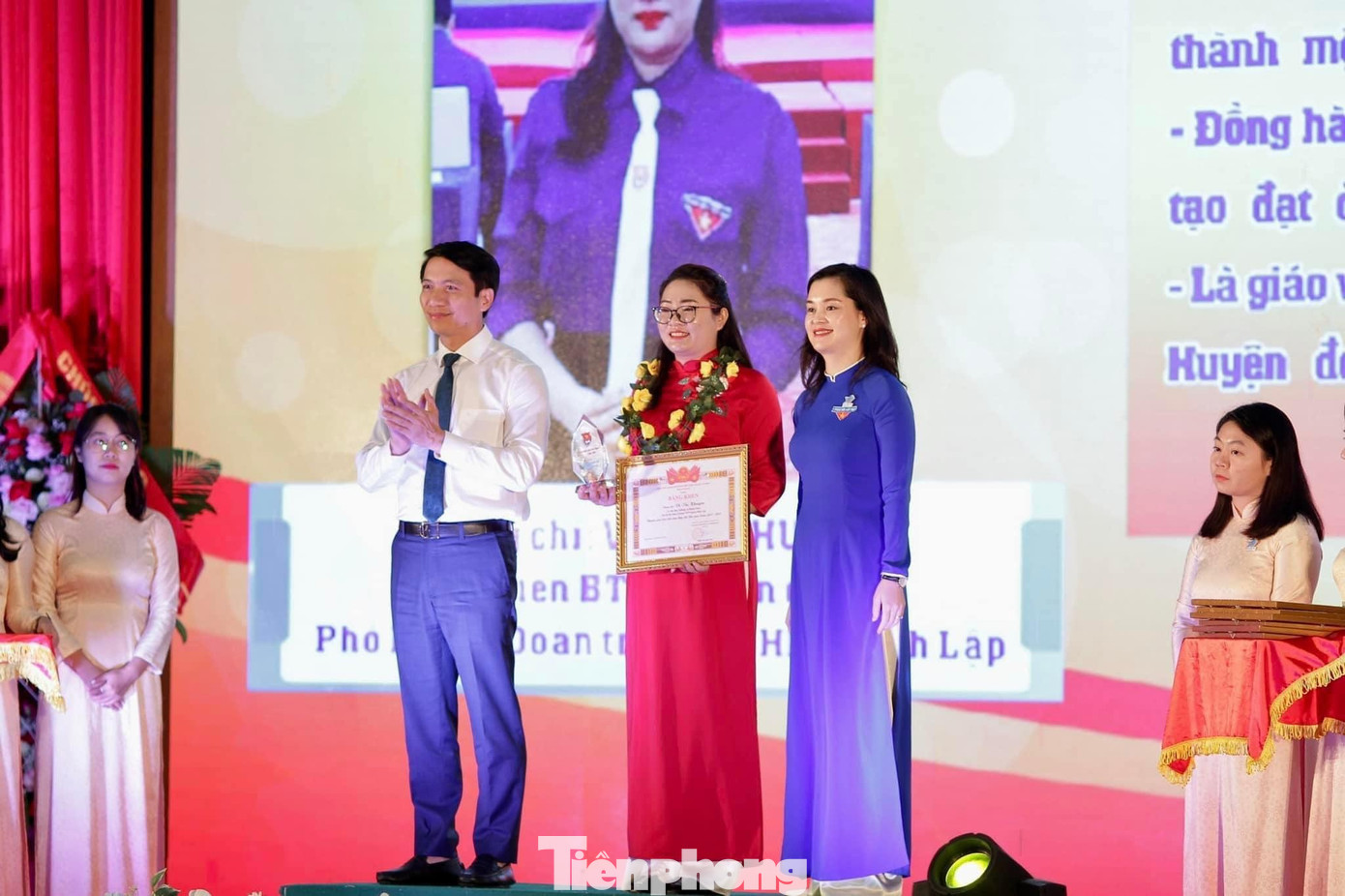 Nhiều thanh niên tiên tiến được khen thưởng, tôn vinh - Ảnh: Duy Chiến