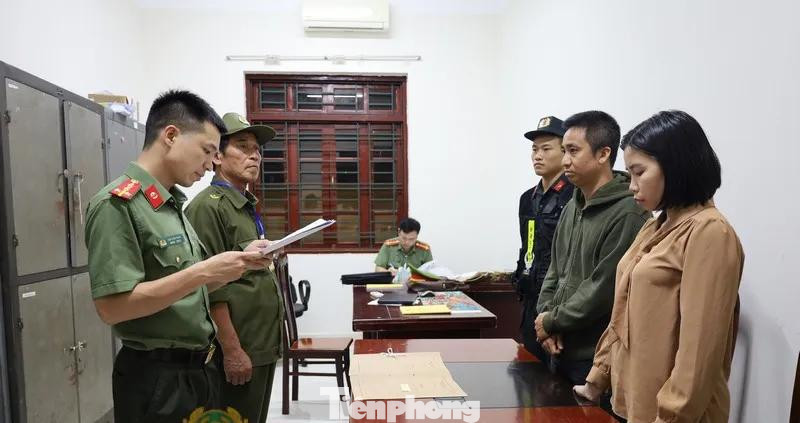 Công an tỉnh Lạng Sơn khởi tố, bắt tạm giam Phạm Tuấn Phong (SN 1984, trú thành phố Hồ Chí Minh), Đồng Thị Minh Thắng (SN 1982, tỉnh Thái Nguyên).