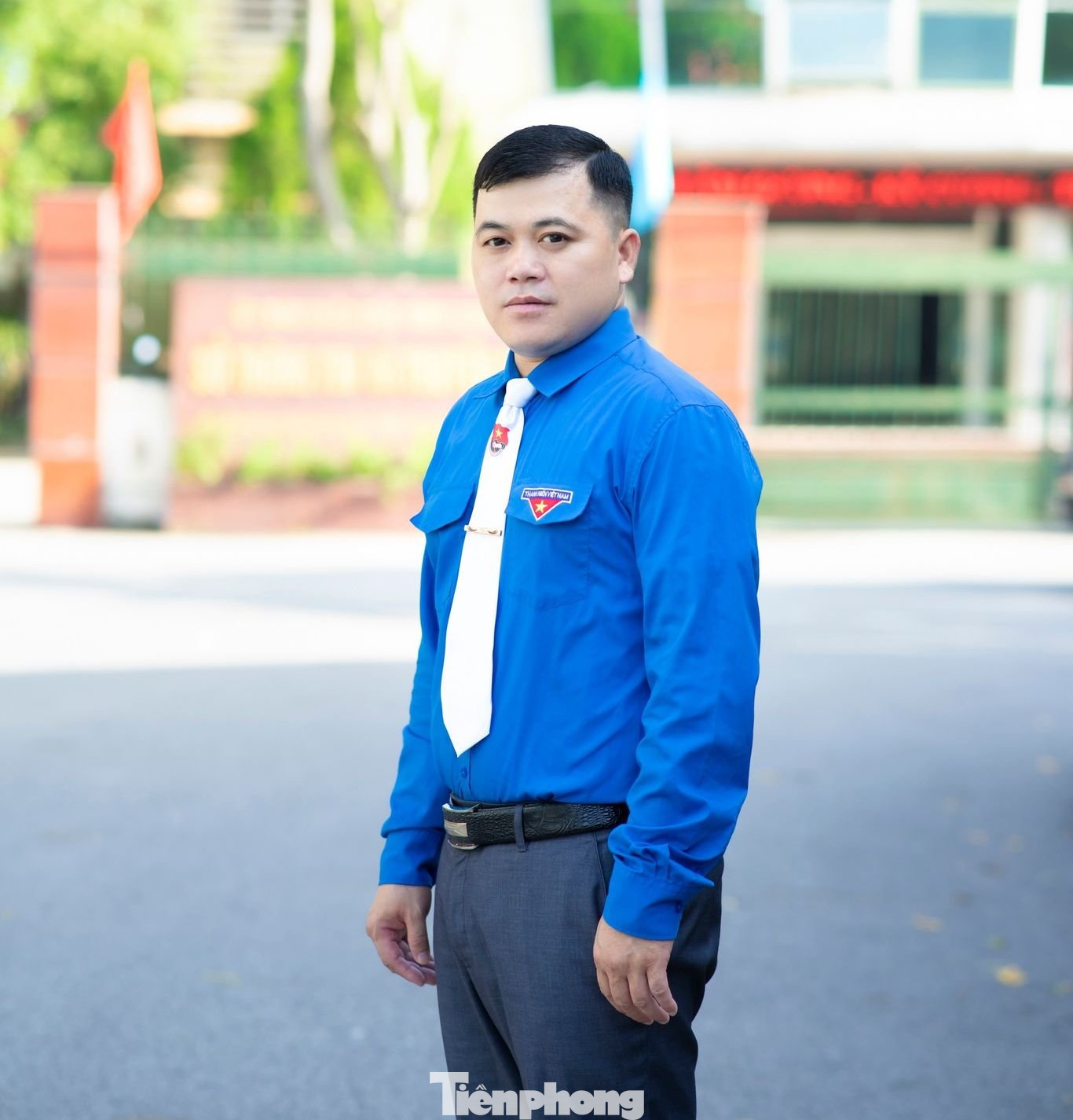 Anh Lăng Văn Chí - Phó Bí thư Thường trực Tỉnh Đoàn Lạng Sơn giữ chức vụ Phó Bí thư xã Lộc Bình (Lạng Sơn). Ảnh: Duy Chiến Anh Lăng Văn Chí - Phó Bí thư Thường trực Tỉnh Đoàn Lạng Sơn giữ chức vụ Phó Bí thư xã Lộc Bình (Lạng Sơn). Ảnh: Duy Chiến