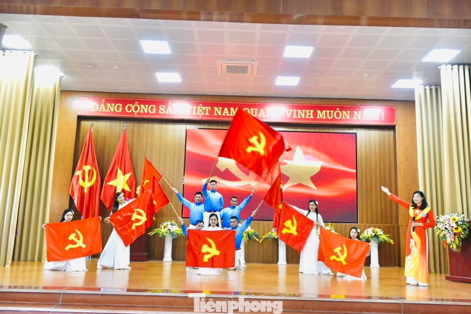 Các phần thi được đầu tư công phu, minh họa sống động.