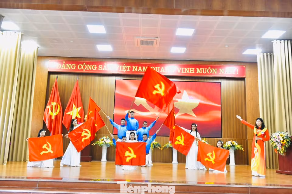 Các phần thi được đầu tư công phu, minh họa sống động.