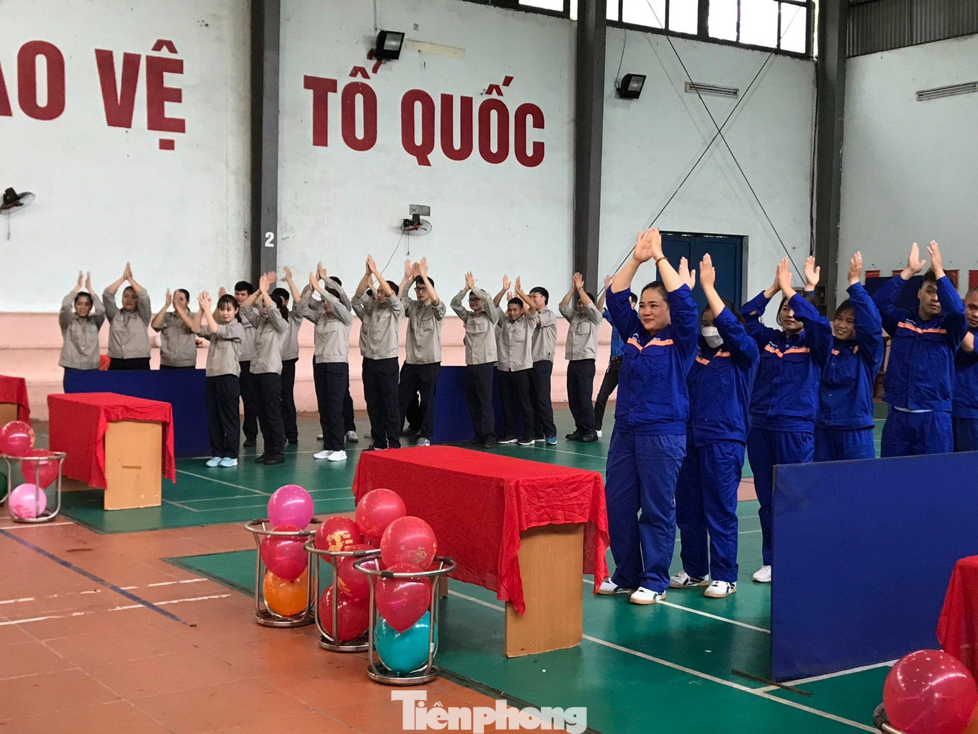 Đoàn viên, thanh niên công nhân Nhiệt điện Na Dương hào hứng với các trò chơi tập thể Đoàn viên, thanh niên công nhân Nhiệt điện Na Dương hào hứng với các trò chơi tập thể