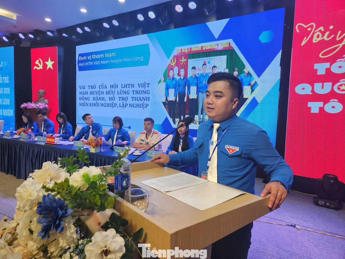 Thanh niên huyện Hữu Lũng tham luận "Vai trò của Hội LHTN Việt Nam trong đồng hành, hỗ trợ thanh niên khởi nghiệp, lập nghiệp".