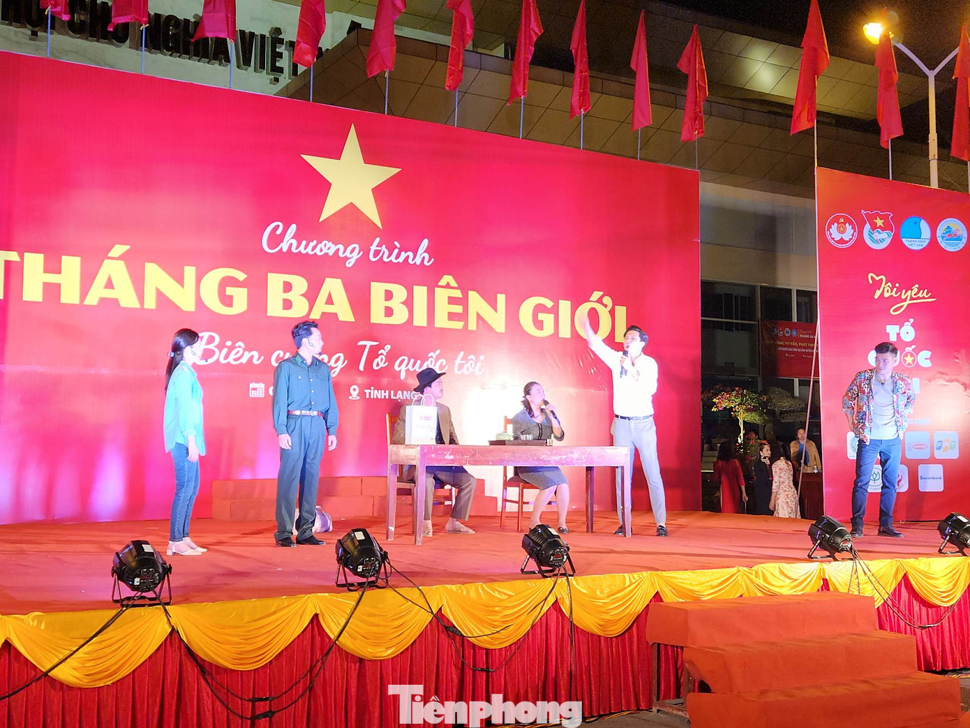 Nhà hát kịch Việt Nam có những tiết mục kịch đặc sắc gắn với đề tài miền núi, biên phòng -Ảnh: Duy Chiến