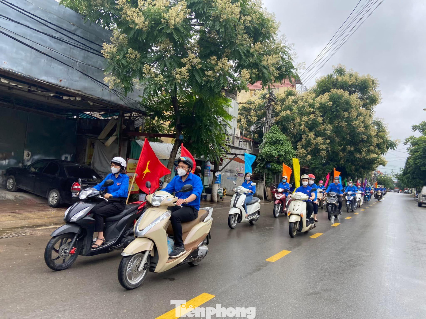 Diễu hành trên đường phố Lạng Sơn hưởng ứng Văn hóa giao thông -Ảnh: Duy Chiến Diễu hành trên đường phố Lạng Sơn hưởng ứng Văn hóa giao thông -Ảnh: Duy Chiến