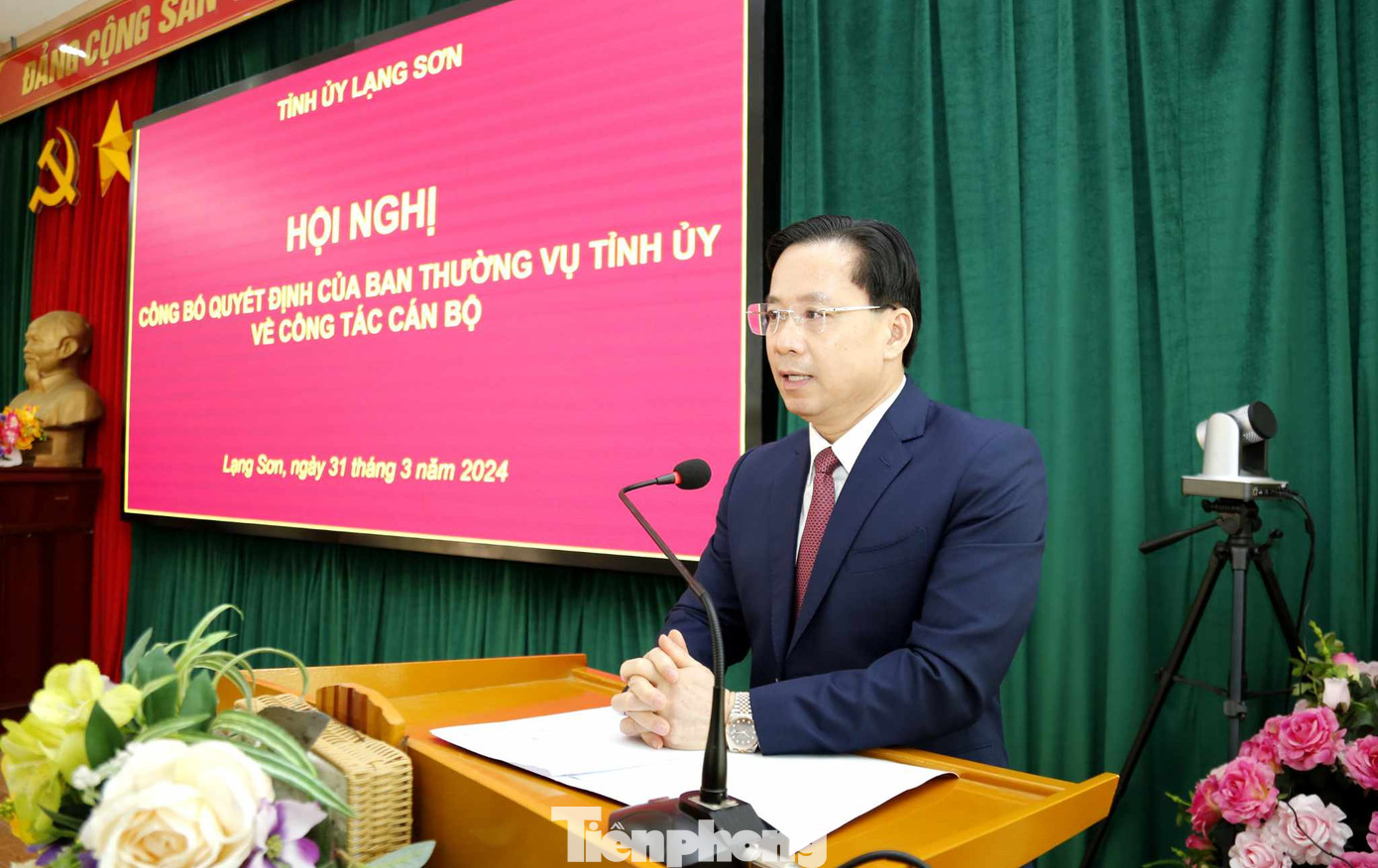 Phó Bí thư Thường trực Tỉnh ủy Lạng Sơn Hoàng Văn Nghiệm phát biểu giao nhiệm vụ. Ảnh: Duy Chiến