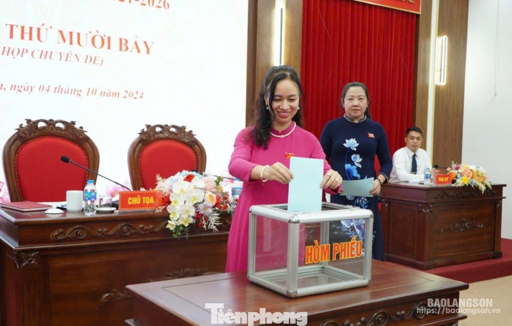 HĐND thành phố Lạng Sơn bầu cử chức danh Phó Chủ tịch UBND thành phố.