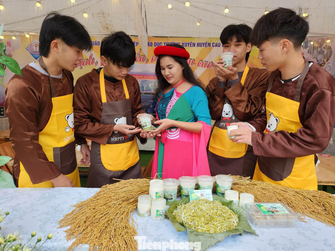 Trà cốm - đặc sản xứ Lạng được thầy cô, học sinh Trung tâm GDNN-GDTX huyện Cao Lộc thực hiện mô hình khởi nghiệp - Ảnh: Duy Chiến