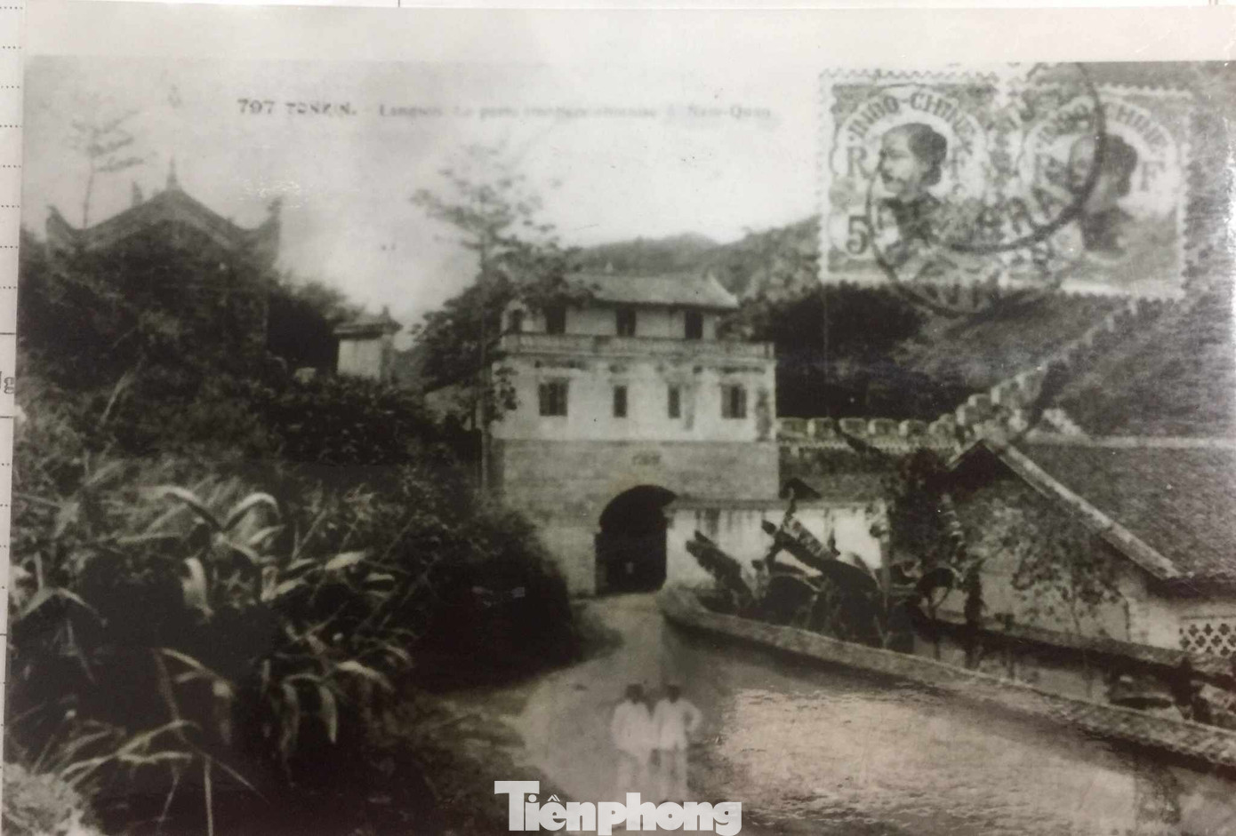 Ngày ấy, nhà cửa san sát nơi địa đầu Tổ quốc.