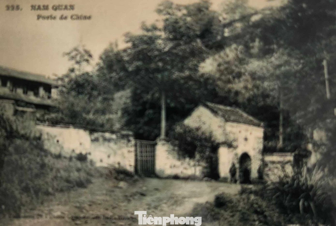 Dân cư khá đông đúc ở Ải Nam Quan.