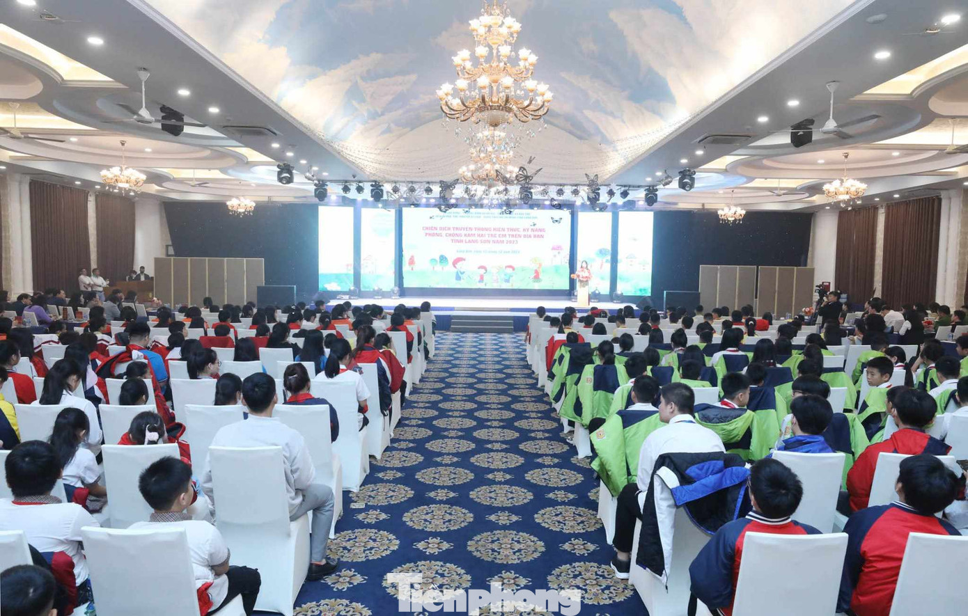 Trên 300 trẻ em Lạng Sơn tham dự chương trình. Ảnh: Duy Chiến Trên 300 trẻ em Lạng Sơn tham dự chương trình. Ảnh: Duy Chiến