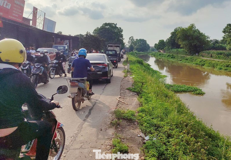 Nơi phát hiện thi thể nam giới ở kênh đào.