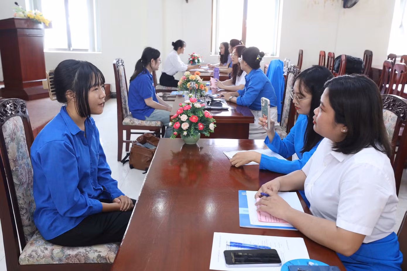 Hình ảnh các thí sinh tương tác, trả lời phỏng vấn cùng Ban giám khảo. Hình ảnh các thí sinh tương tác, trả lời phỏng vấn cùng Ban giám khảo.