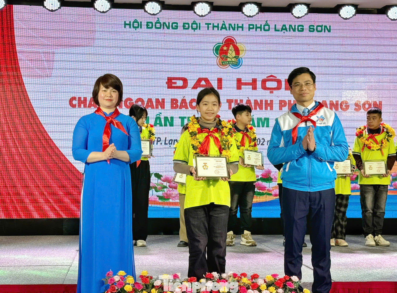 Vinh danh những chiến sĩ măng non "nghìn việc tốt". Vinh danh những chiến sĩ măng non "nghìn việc tốt".