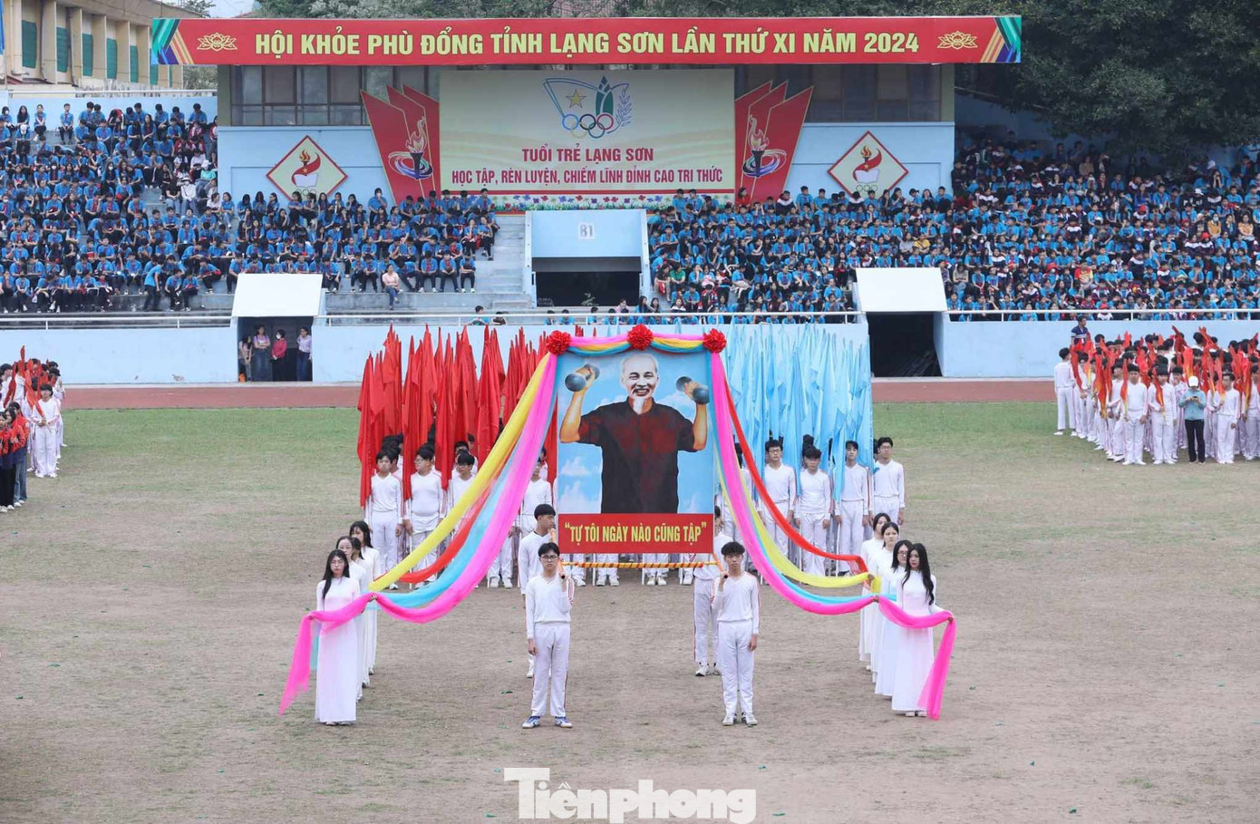 Học tập, rèn luyện theo tấm gương Bác Hồ. Ảnh: Duy Chiến Học tập, rèn luyện theo tấm gương Bác Hồ. Ảnh: Duy Chiến