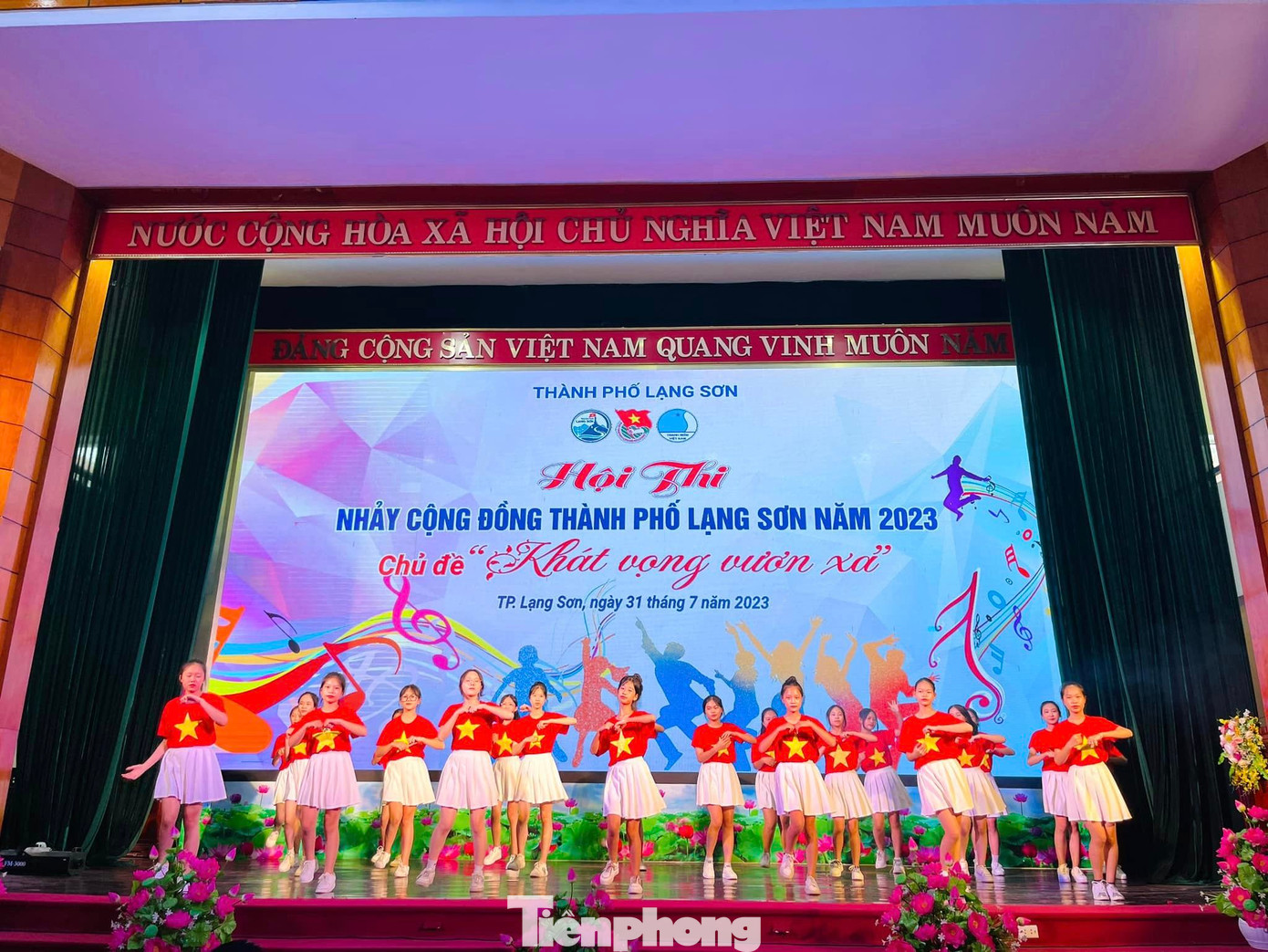 Thiếu niên, nhi đồng xứ Lạng cũng tham gia với những tiết mục đặc sắc.