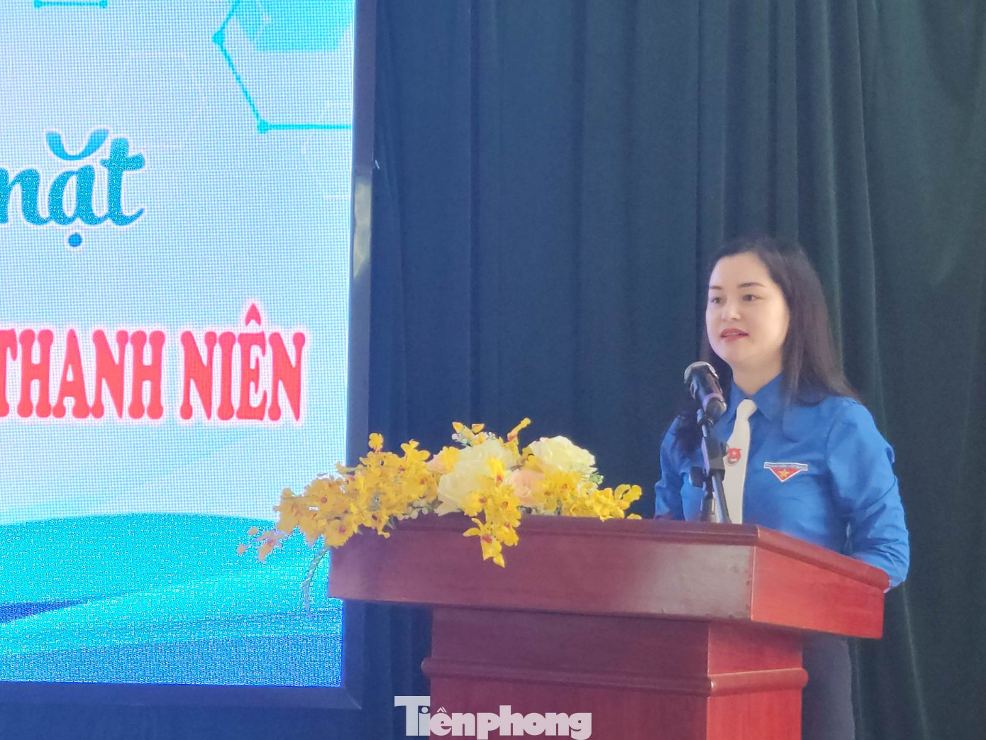 Chị Đinh Thị Anh Thư, Bí thư Tỉnh Đoàn mong muốn các thế hệ cựu cán bộ Đoàn tiếp tục quan tâm đến thế hệ sau. Chị Đinh Thị Anh Thư, Bí thư Tỉnh Đoàn mong muốn các thế hệ cựu cán bộ Đoàn tiếp tục quan tâm đến thế hệ sau.