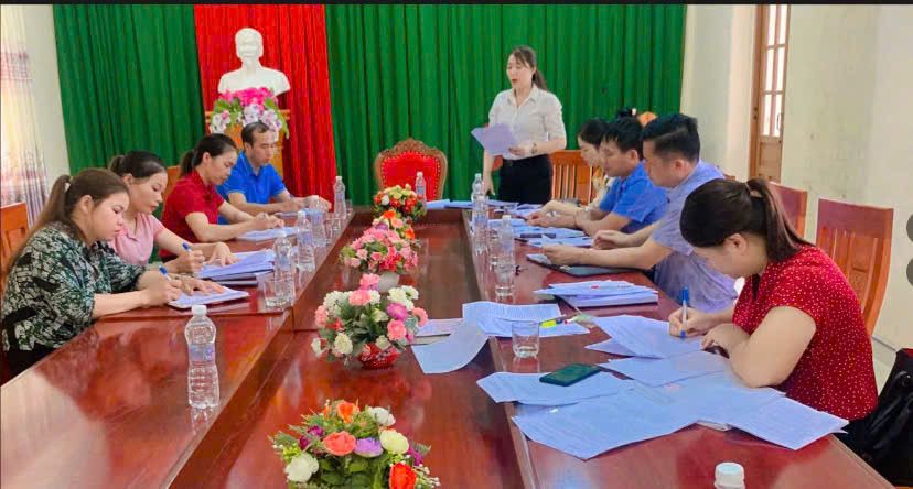 Hội phụ nữ các cấp ở Lạng Sơn triển khai công tác vay vốn ưu đãi, phát triển kinh tế hộ gia đình, góp phần xóa đói giảm nghèo bền vững.