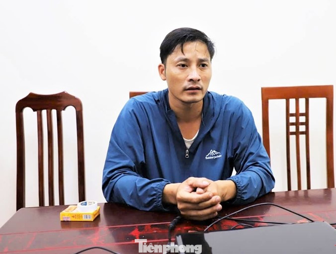 Đối tượng Trần Văn Hiếu khai nhận hành vi tại cơ quan công an.