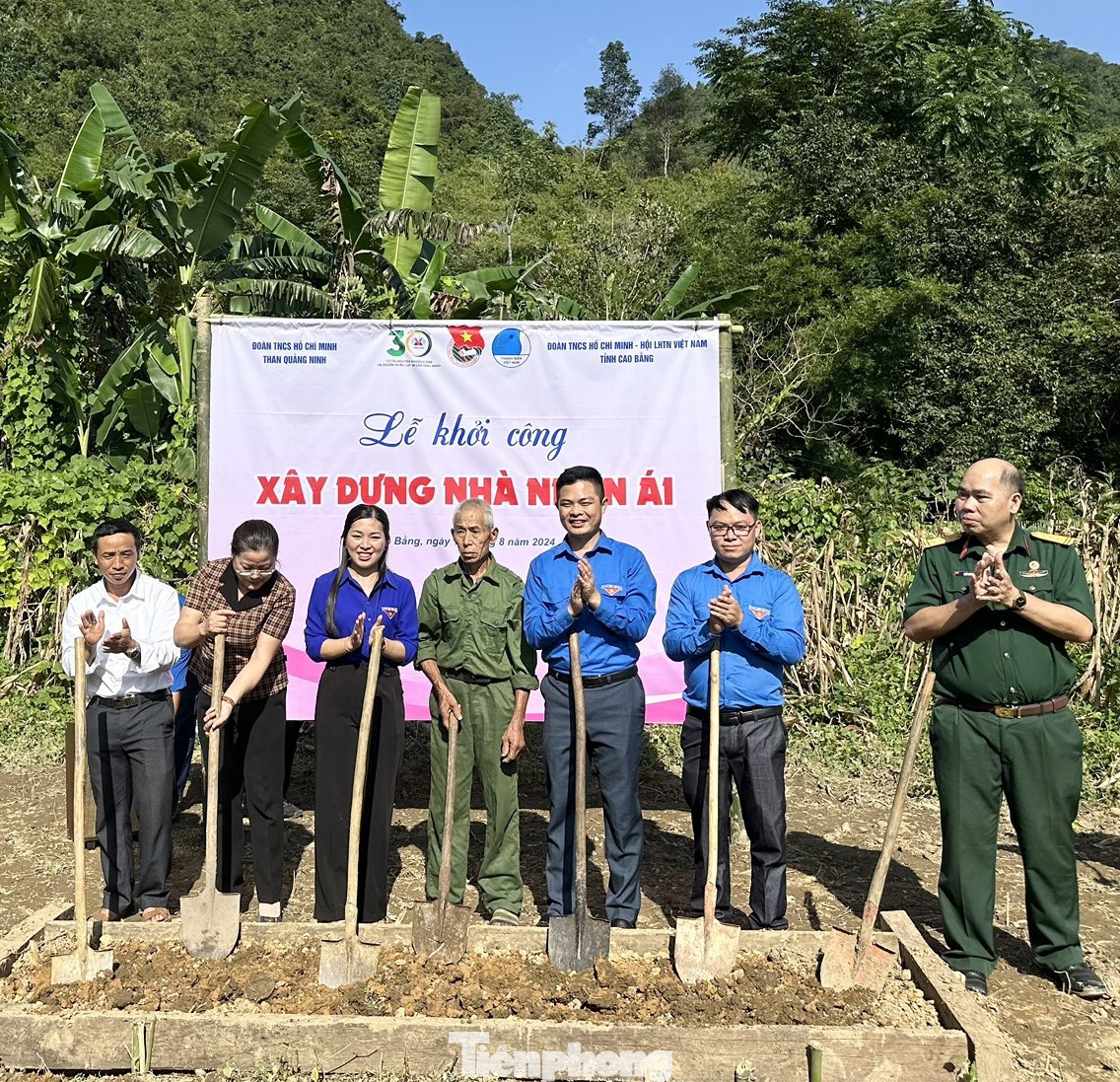 Nhiều hoạt động an sinh xã hội được Tỉnh Đoàn Cao Bằng tổ chức. Nhiều hoạt động an sinh xã hội được Tỉnh Đoàn Cao Bằng tổ chức.