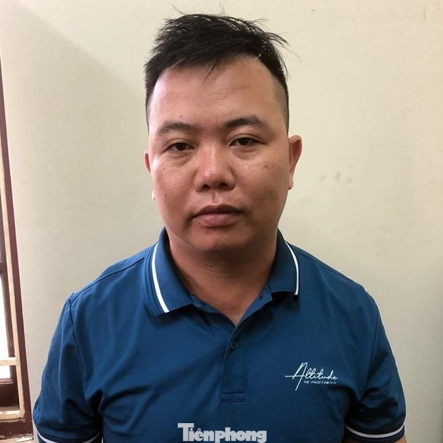 Đối tượng Dương Minh Hoàng tại cơ quan công an. Ảnh: HM Đối tượng Dương Minh Hoàng tại cơ quan công an. Ảnh: HM