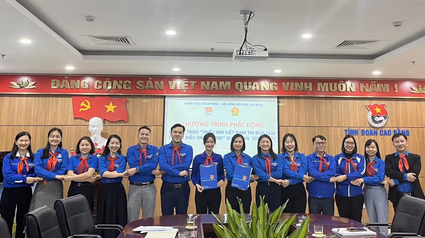 Tuổi trẻ Cao Bằng thể hiện quyết tâm thực hiện tốt các phong trào thi đua Tuổi trẻ Cao Bằng thể hiện quyết tâm thực hiện tốt các phong trào thi đua
