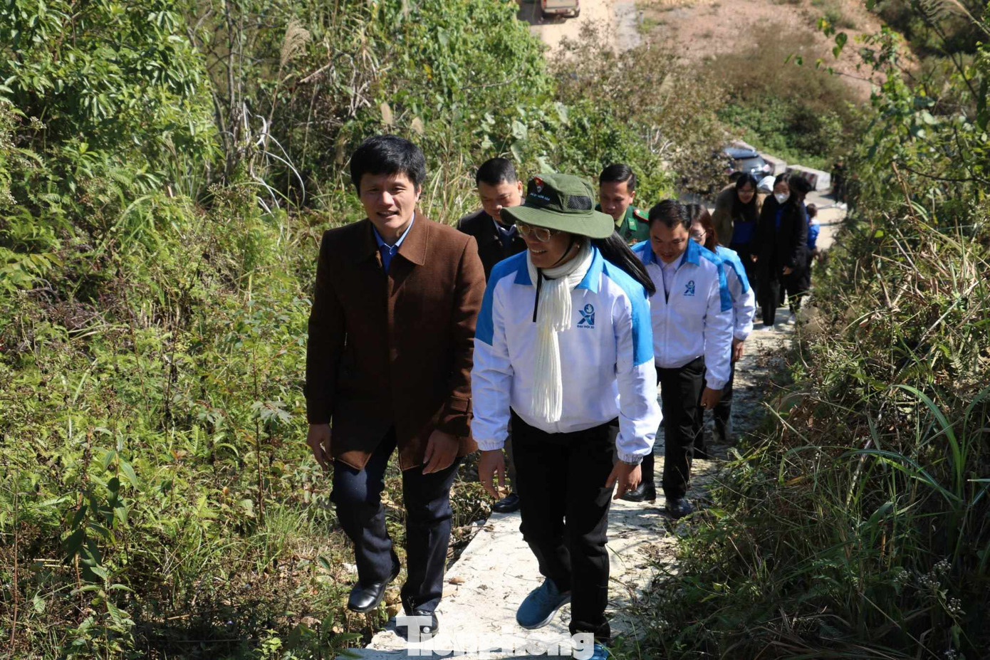 Tuổi trẻ Bà Rịa- Vũng Tàu lên thăm đường biên, mốc giới Lạng Sơn. Ảnh: Duy Chiến