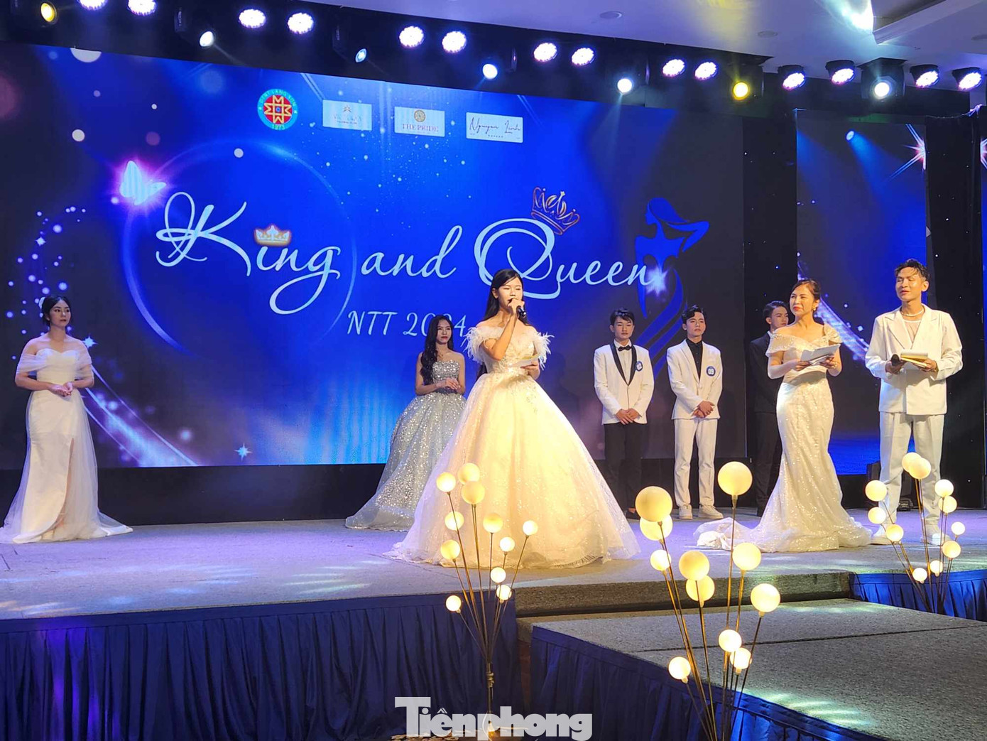 Tự tin phần thi ứng xử. Ảnh: Duy Chiến Tự tin phần thi ứng xử. Ảnh: Duy Chiến