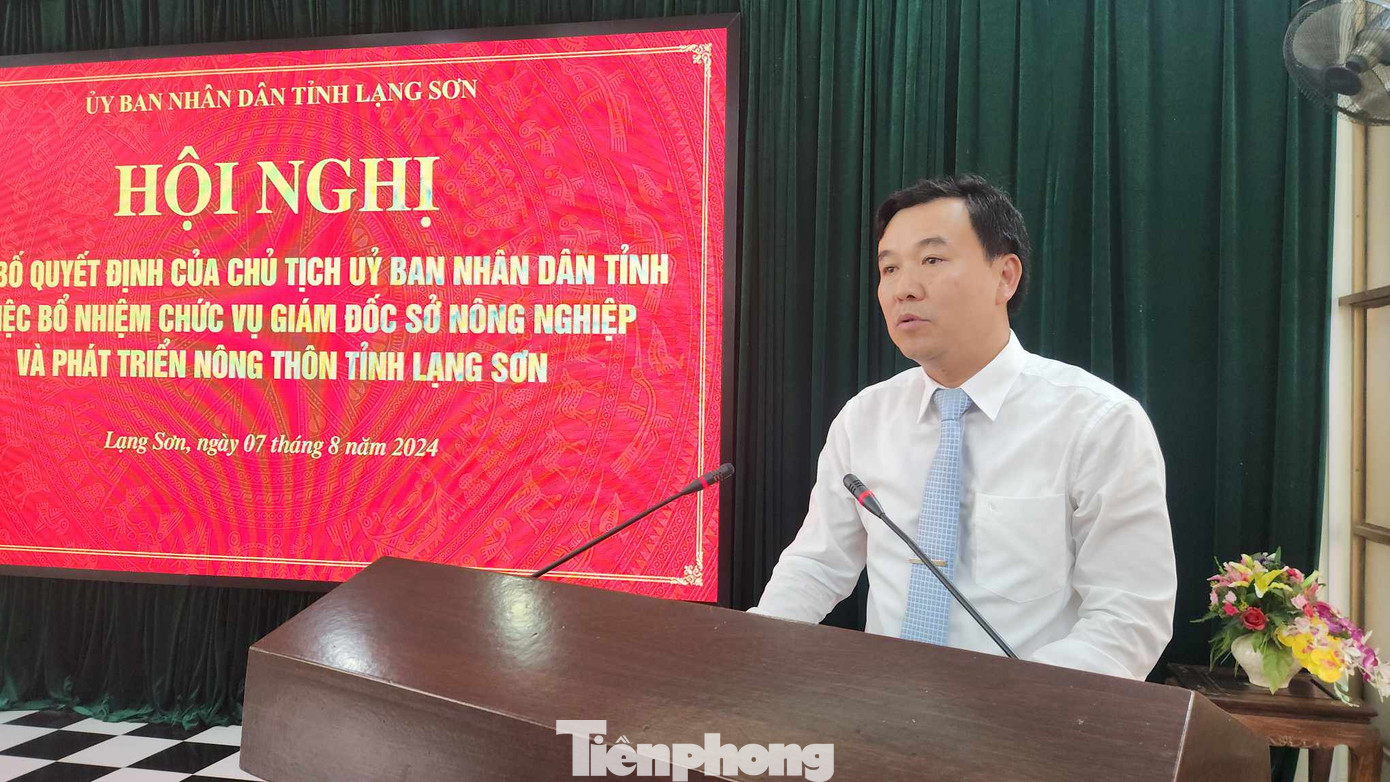 Phát biểu nhận nhiệm vụ, tân Giám đốc Sở NN &amp;PTNT Lạng Sơn Nguyễn Hữu Chiến hứa nỗ lực, hoàn thành tốt các nhiệm vụ được giao. Ảnh: Duy Chiến.