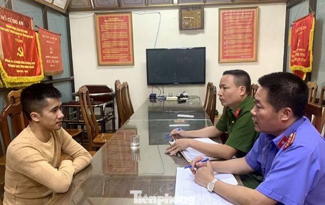 Đối tượng Huy khai nhận hành vi tại cơ quan công an -Ảnh: H.M Đối tượng Huy khai nhận hành vi tại cơ quan công an -Ảnh: H.M