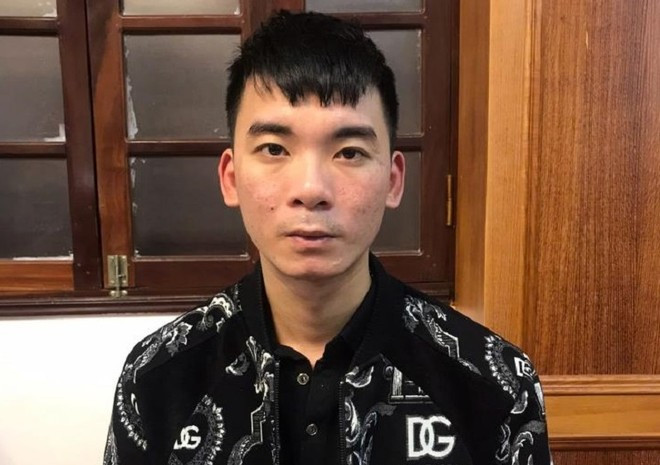 Đối tượng Hiếu tại cơ quan công an.