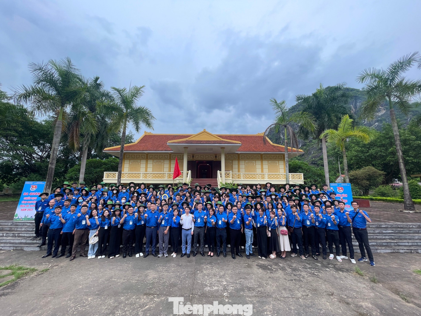 Nhiệt huyết, tình nguyện của 148 Đoàn viên trường Đại học Ngoại thương thể hiện quyết tâm hoàn thành nhiệm vụ tại mảnh đất Chi Lăng anh hùng. Ảnh: Duy Chiến Nhiệt huyết, tình nguyện của 148 Đoàn viên trường Đại học Ngoại thương thể hiện quyết tâm hoàn thành nhiệm vụ tại mảnh đất Chi Lăng anh hùng. Ảnh: Duy Chiến