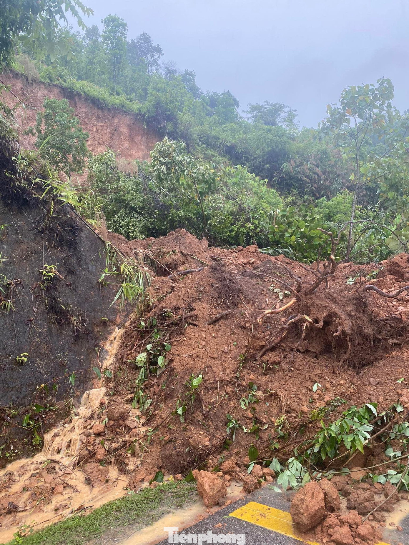Mưa to nhiều ngày, gây sạt lở nhiều nơi ở tỉnh Lạng Sơn -Ảnh: TL