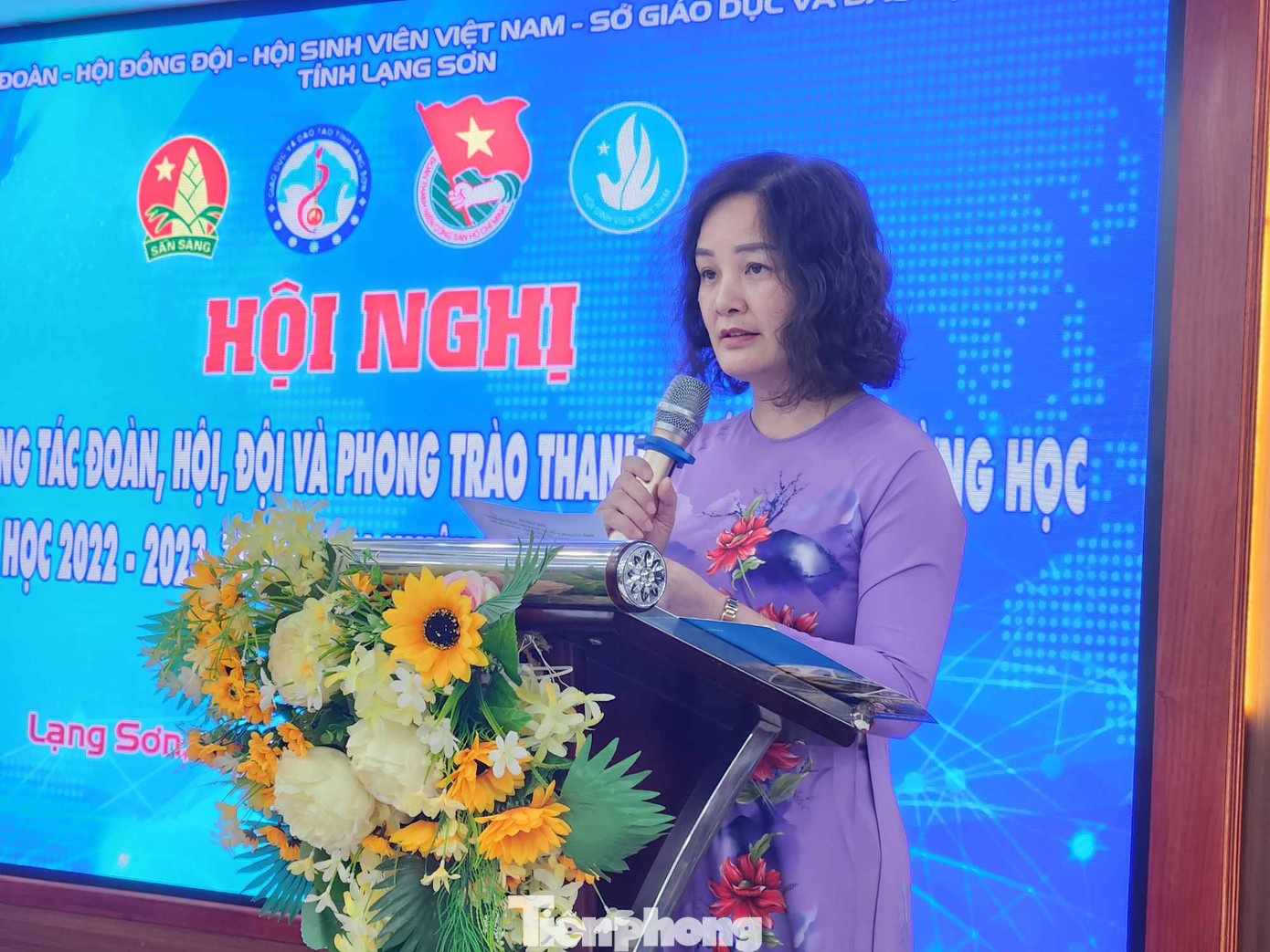 Bà Phan Mỹ Hạnh - Phó Giám đốc Sở GD&ĐT tỉnh nhấn mạnh, cần có những việc làm, công việc sáng tạo hiệu quả trong công tác Đoàn- Hội- Đội trong năm học mới. Ảnh: Duy Chiến Bà Phan Mỹ Hạnh - Phó Giám đốc Sở GD&ĐT tỉnh nhấn mạnh, cần có những việc làm, công việc sáng tạo hiệu quả trong công tác Đoàn- Hội- Đội trong năm học mới. Ảnh: Duy Chiến