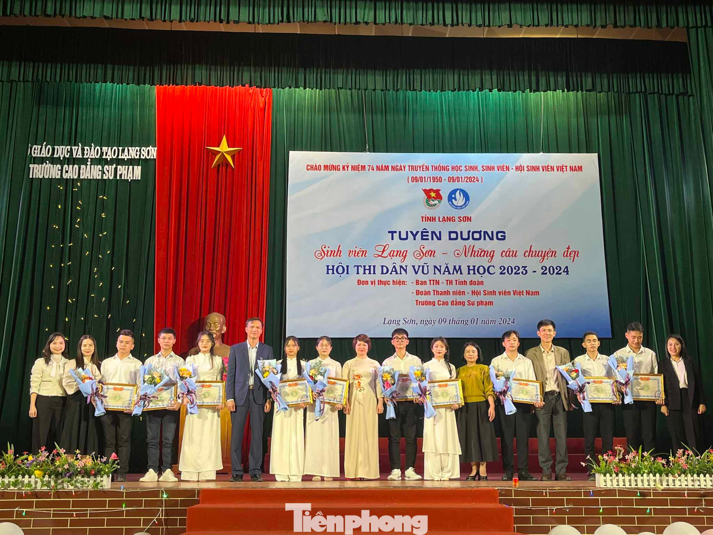 Các tấm gương sinh viên tiêu biểu xứ Lạng. Các tấm gương sinh viên tiêu biểu xứ Lạng.