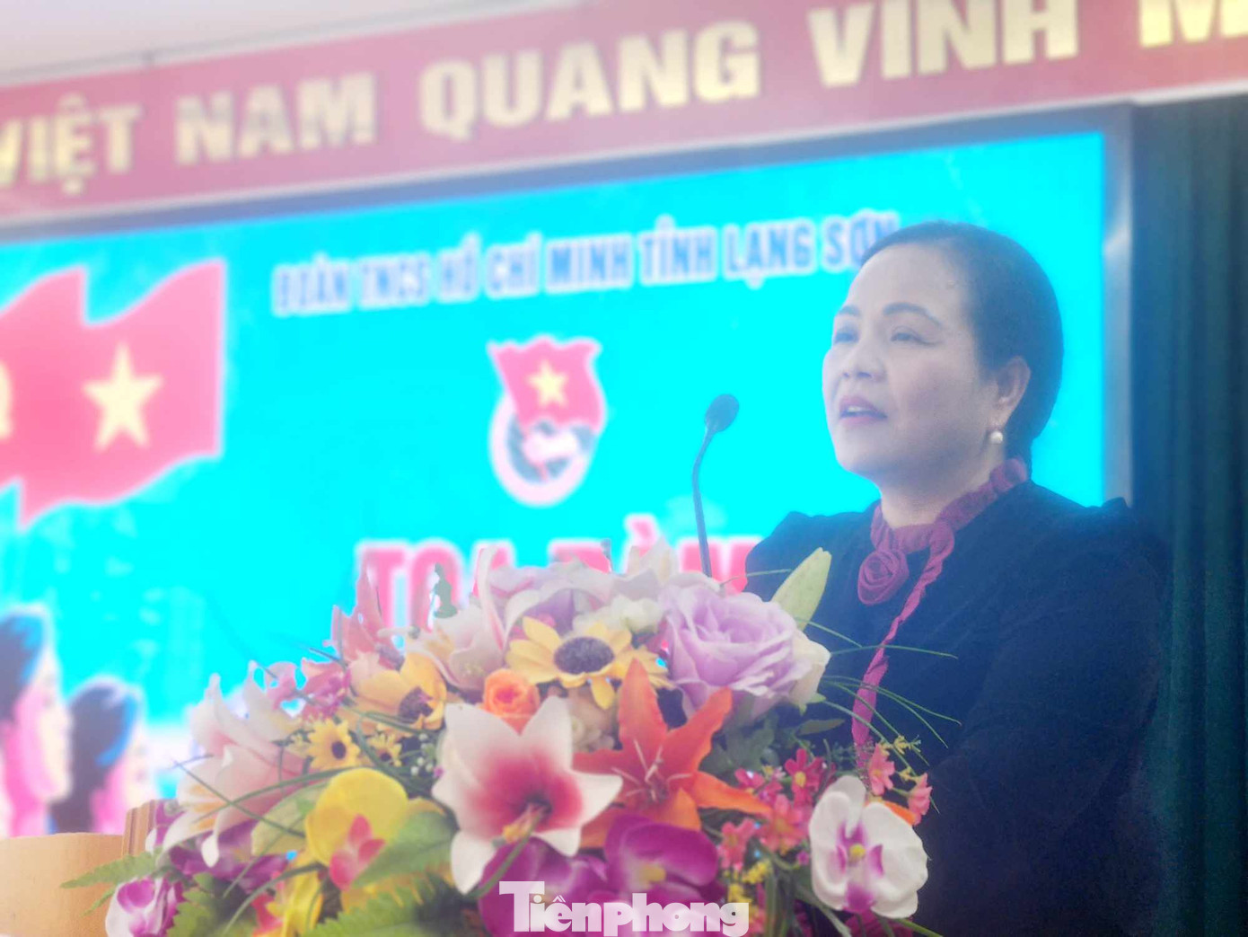 Trưởng ban Dân vận Tỉnh ủy Giáp Thị Bắc nhấn mạnh, cần bồi dưỡng, phát triển đảng viên trong giới trẻ. Ảnh: Duy Chiến