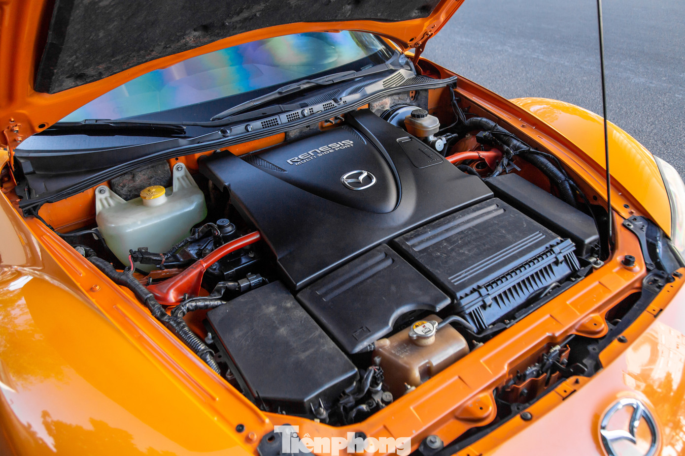 Về hiệu năng, xe có khả năng sản sinh công suất trong khoảng 192-250 mã lực tùy phiên bản từ khối động cơ dung tích 1.3L. Về hiệu năng, xe có khả năng sản sinh công suất trong khoảng 192-250 mã lực tùy phiên bản từ khối động cơ dung tích 1.3L.