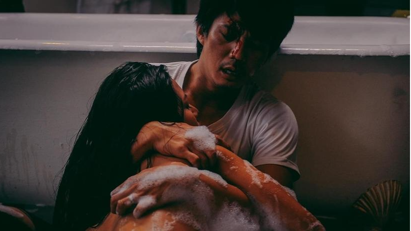 &quot;Người tình&quot; bị kiểm duyệt lâu vì nhiều cảnh nóng, bạo lực.