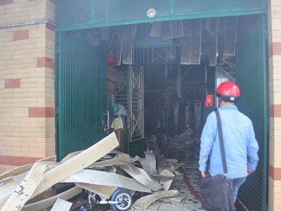 Đồ đạc trong nhà bị thiêu rụi