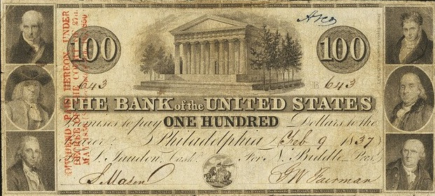 Ngân hàng trung ương đầu tiên của Mỹ được thành lập trong những năm đầu tiên sau khi nước này độc lập là “Ngân hàng Hoa Kỳ”, được điều hành bởi Alexander Hamilton. Tờ tiền đầu tiên có thời hạn 20 năm kéo dài từ năm 1791 đến 1811, mẫu tờ 100 USD thứ hai kéo dài từ năm 1816 đến 1836. Sau khi hết hạn 20 năm, Ngân hàng Hoa Kỳ đã thu lại các tờ tiền nhà nước được phát hành ở Pennsylvania, chính là tờ tiền 100 USD thứ 2 của nước này