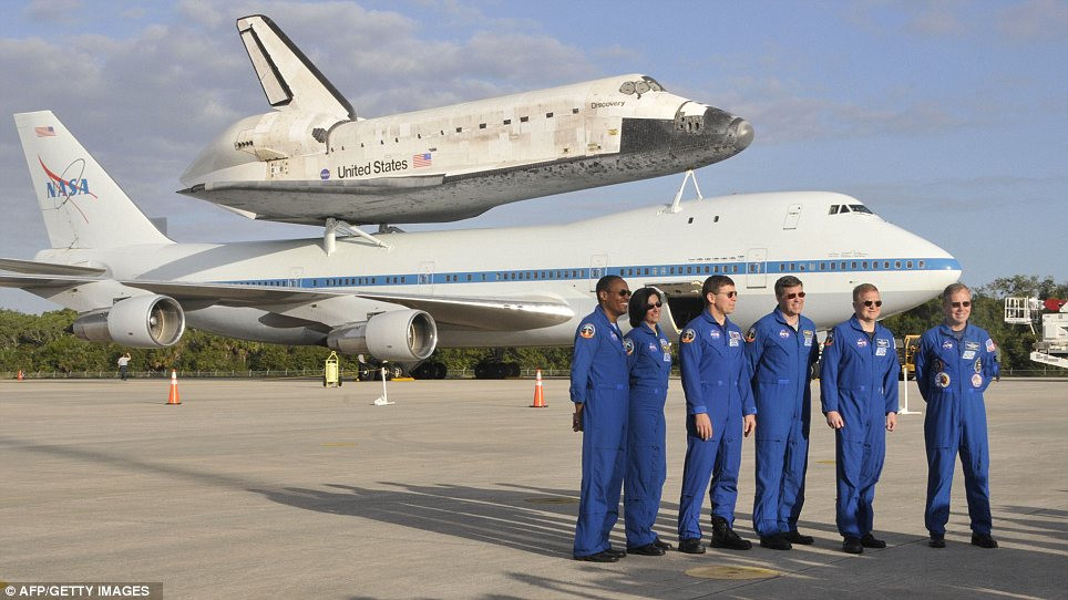 Phi hành đoàn hoàn thành chuyến bay tới Washington