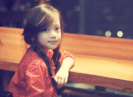 Cô bé 6 tuổi xinh như thiên thần "đốn tim" dân mạng ảnh 9