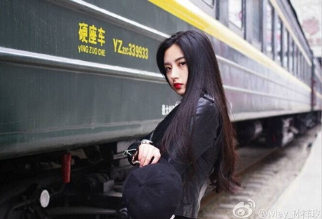 Nữ sinh Trung Quốc bỗng nổi tiếng vì xinh tựa sao Hàn ảnh 3