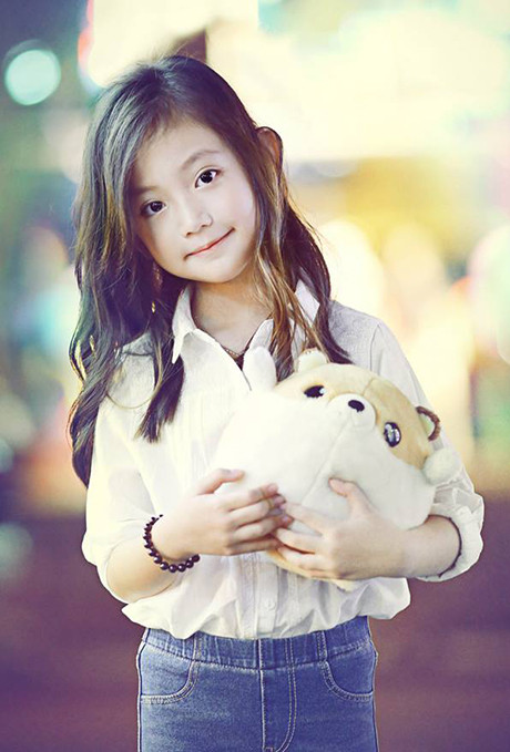 Cô bé 6 tuổi xinh như thiên thần "đốn tim" dân mạng ảnh 8