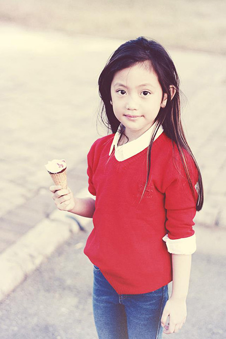 Cô bé 6 tuổi xinh như thiên thần "đốn tim" dân mạng ảnh 10