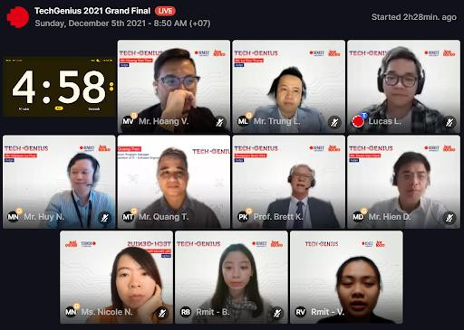 Đội thi RMIT với ứng dụng học tập VNBooks, được thiết kế để thay thế toàn bộ sách giáo khoa, tập ghi chép hay sổ báo bài.